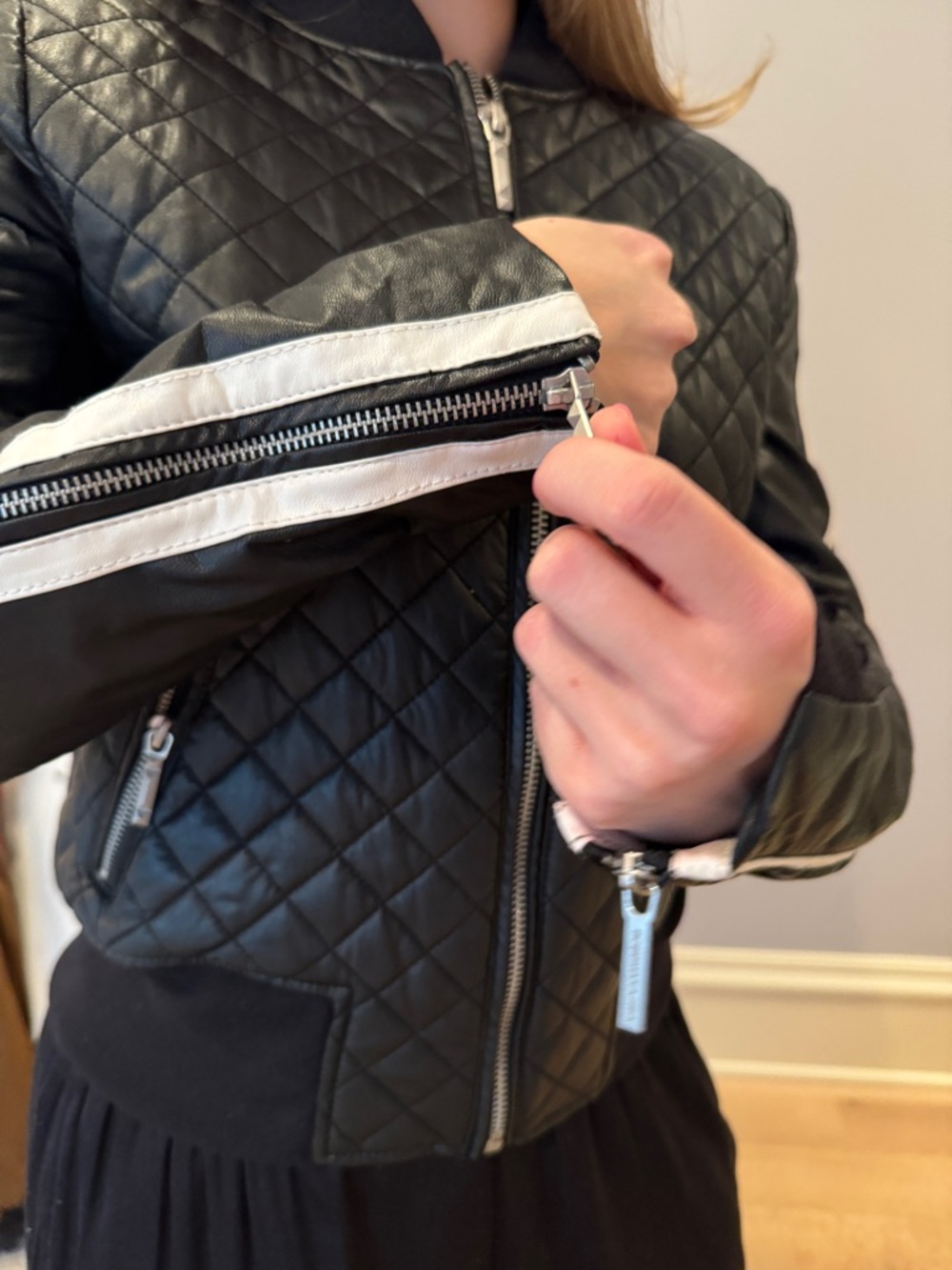 BCBG jacket - Picture 6 of 11
